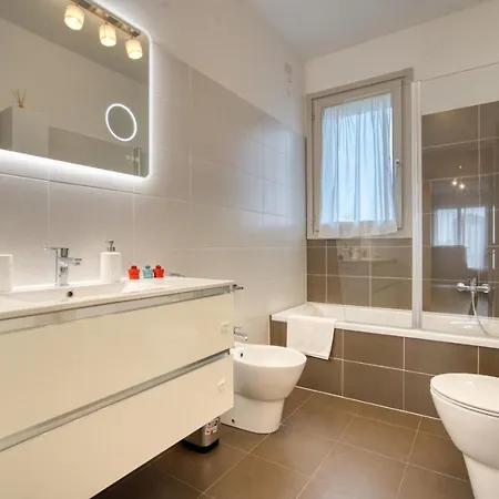 아파트 Caseospitali - Casa Francesca, Modernissimo Trilocale Per 6 *